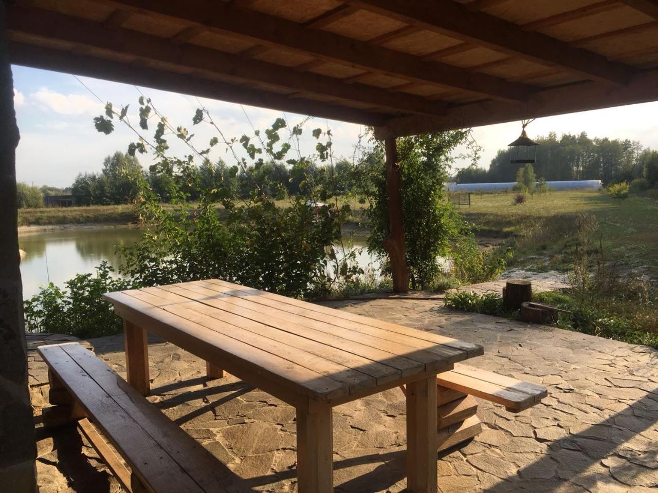 Диброва Dibrova  Esterno foto