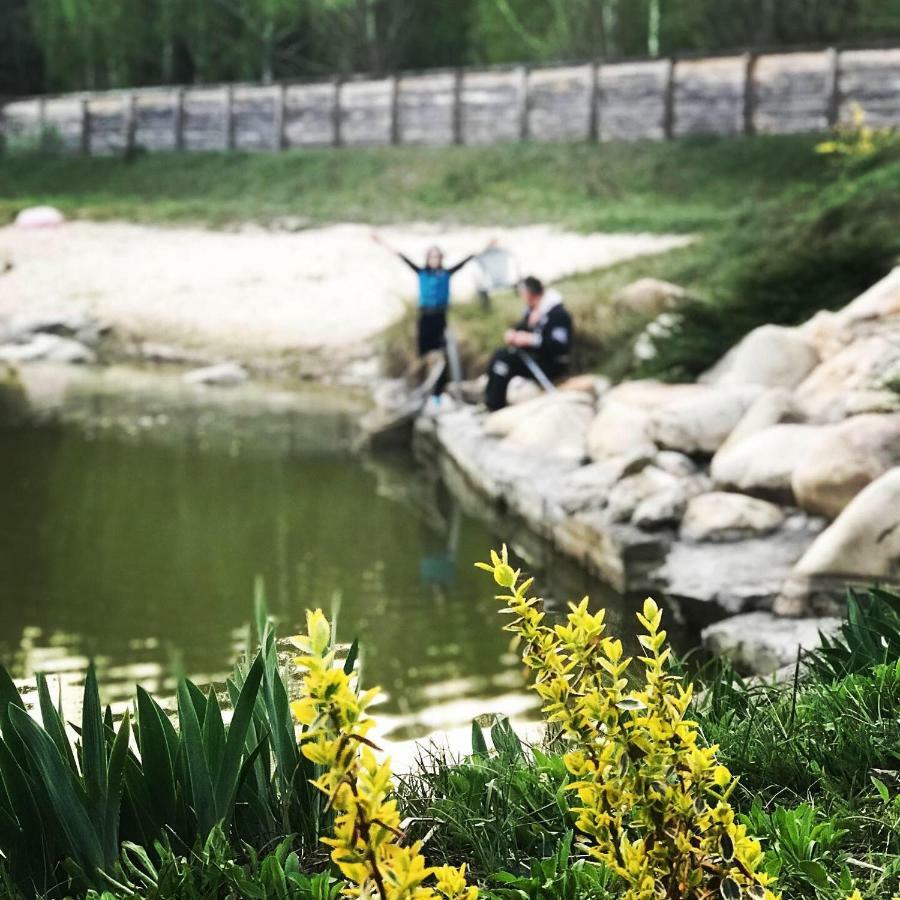 Диброва Dibrova  Esterno foto